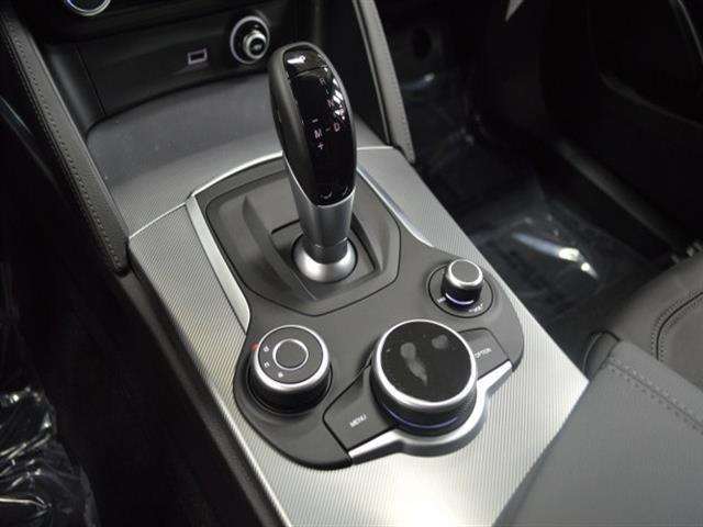 Alfa Romeo Stelvio 2018 photo 10